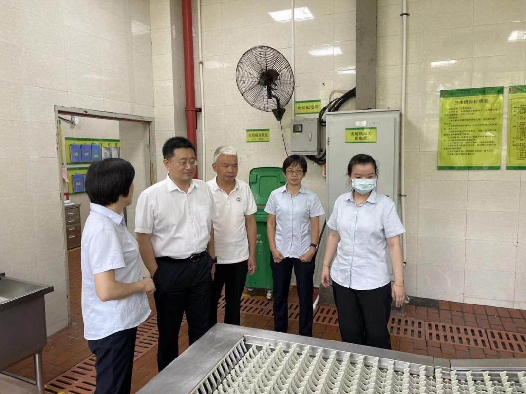 翔安校区服务办各部门合力做好2021级军训服务保障工作