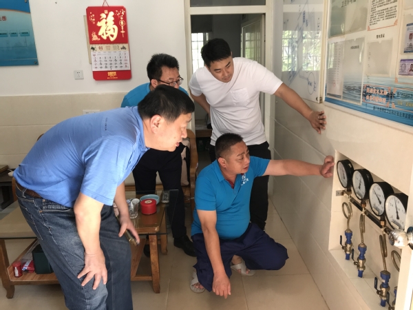 绷紧安全防线，排除安全隐患——水电服务中心开展水电安全检查