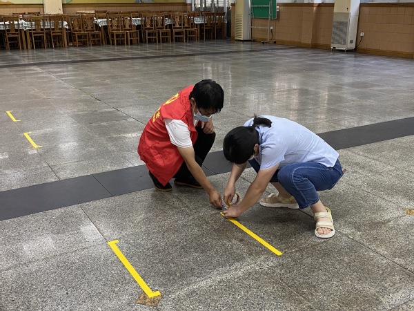 饮食服务中心落实落细做好取消堂食安全举措