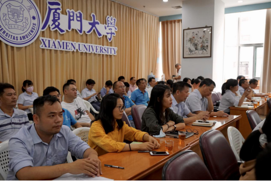 加强普法教育  提升管理水平——集团举办《民法典与用工管理》培训讲座